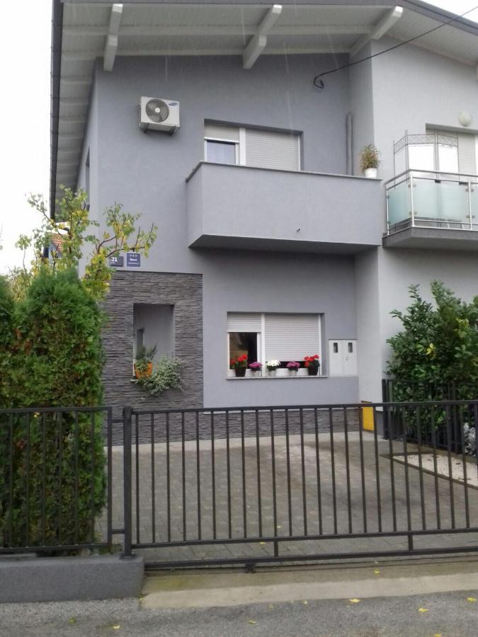 Apartman Trio Maksimir Zagreb Exterior foto